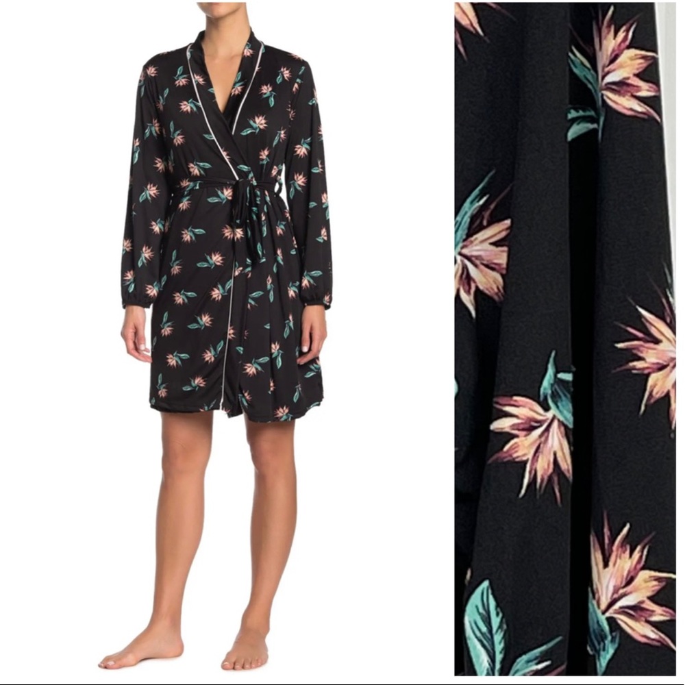 TAHARI Black Beauty NEW Floral Belted Lightweight Soft Robe NEW Size L